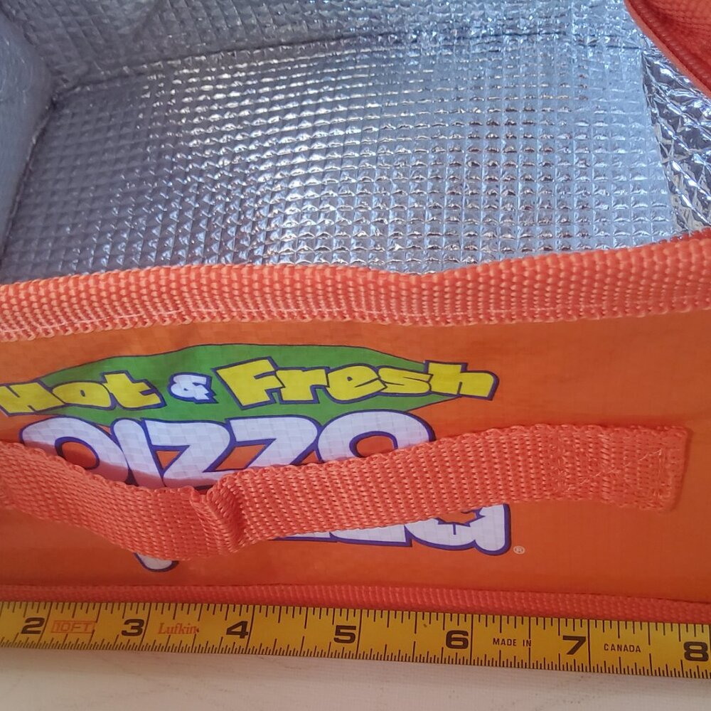 PIZZA PIZZA UNIVERSAL ORLANDO RESORT 2023  SPIDERMAN LUNCHBOX - Picture 8 of 11
